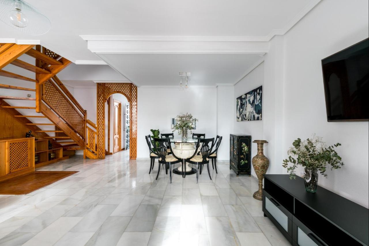 Apartment Behouse Mairena *