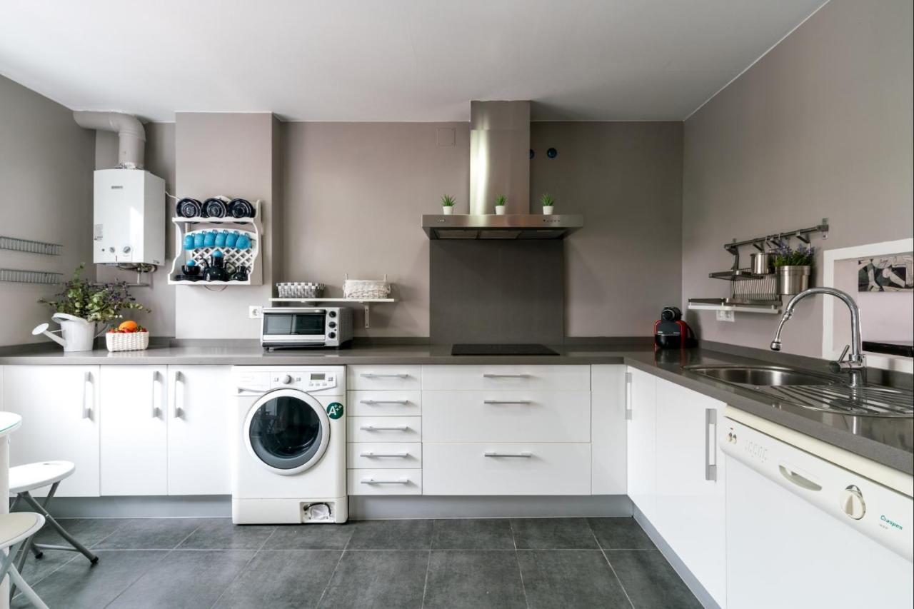 Behouse Mairena Apartment