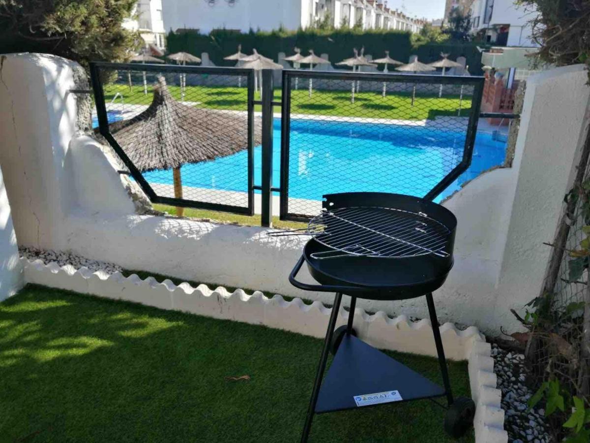 Behouse Mairena Apartment *