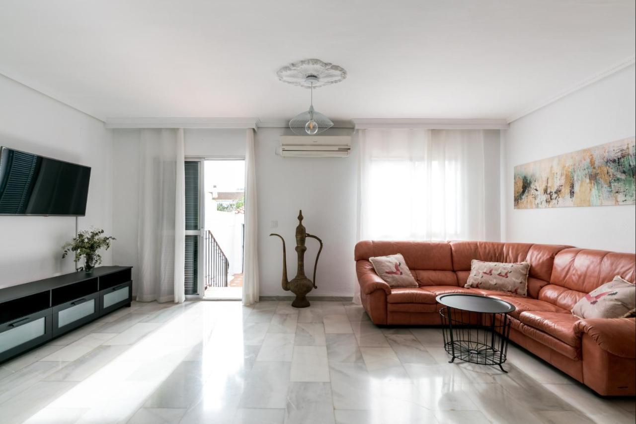 Apartment Behouse Mairena